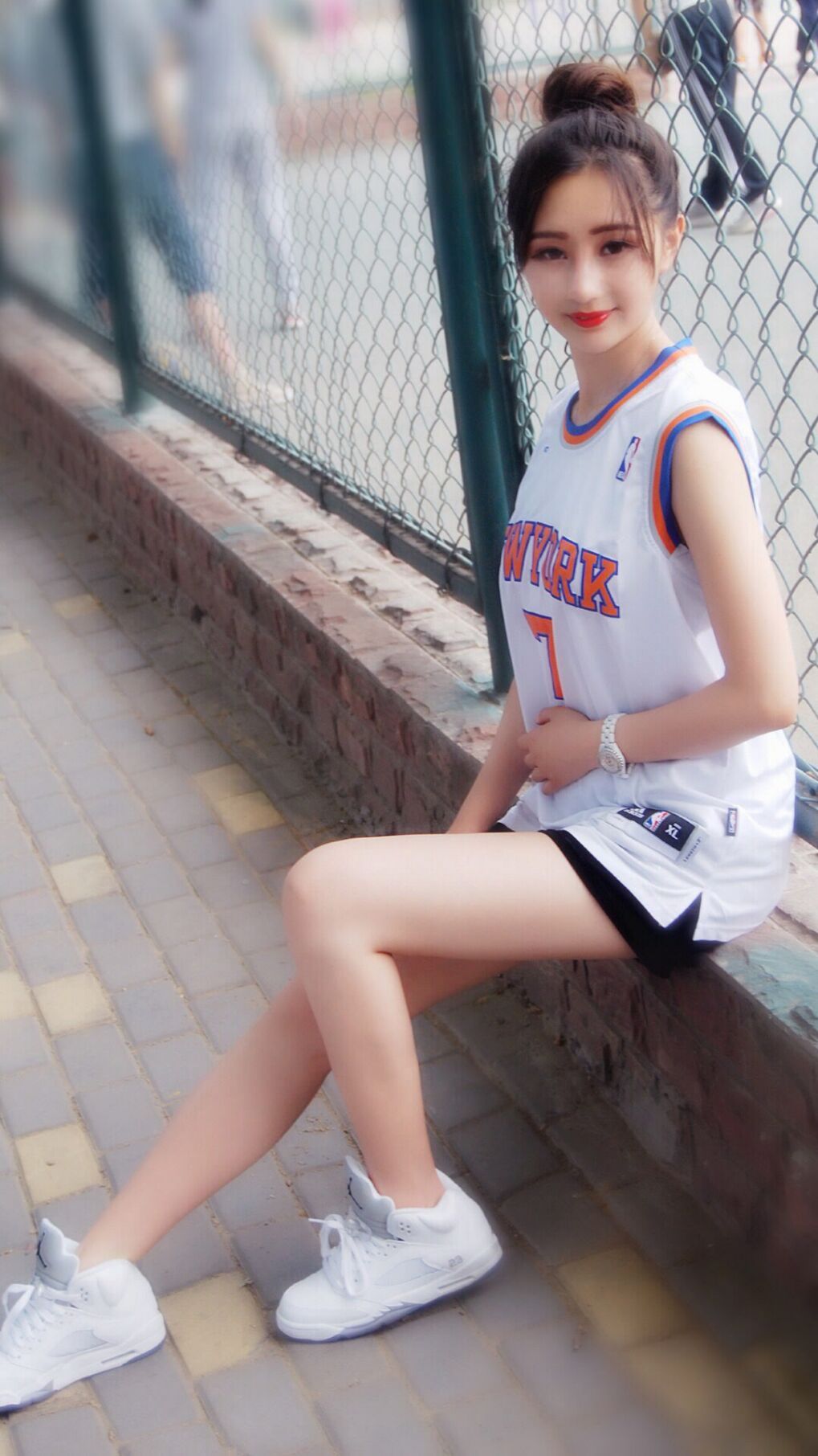 乐鱼体育APP官方下载-男篮外线命中率显著提升战术体系日趋成熟高效，男篮内线