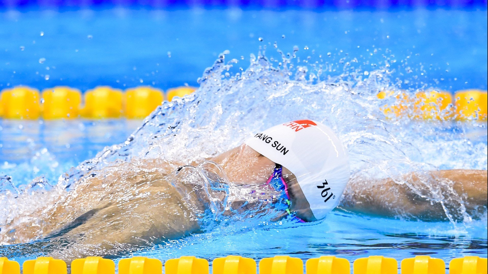 LEYU SPORTS中国官方网站-中国足球产业链创新项目展现强劲增长势头,中国足球产业的现状分析