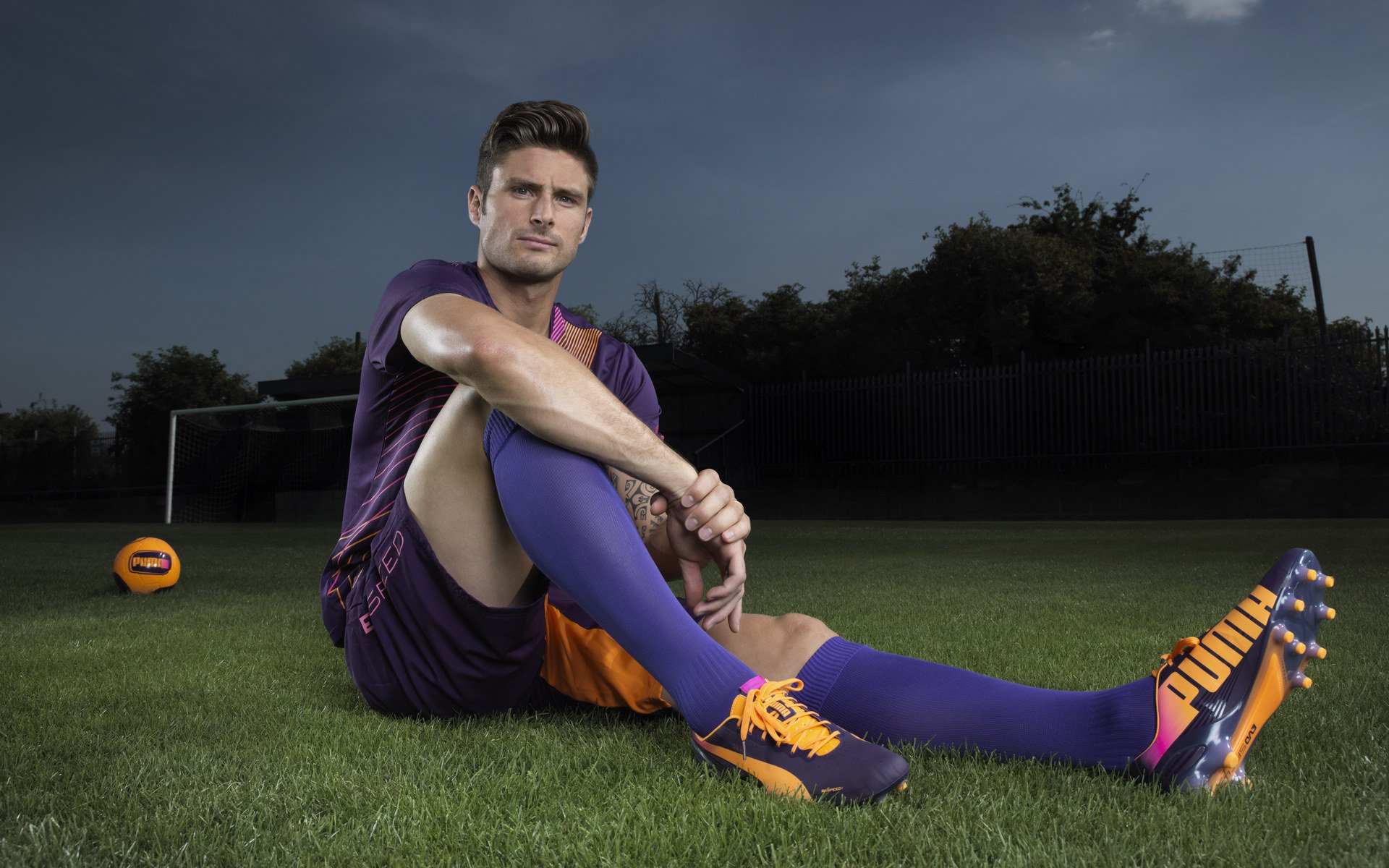 leyu sports-德国骑手弗洛尔·德·温内在2024年欧洲三项赛锦标赛中以“Thunder”马匹获得个人铜牌,表现出色。