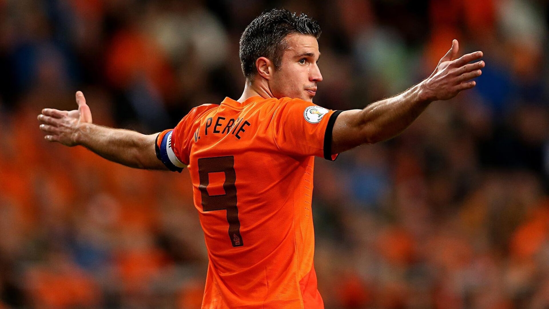 leyu乐鱼在线登录入口-英超激烈开战，精彩反击和神级扑救轮番上演，英超 激烈