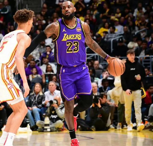 NBA季后赛激战正酣，黑马球队引起广泛关注！